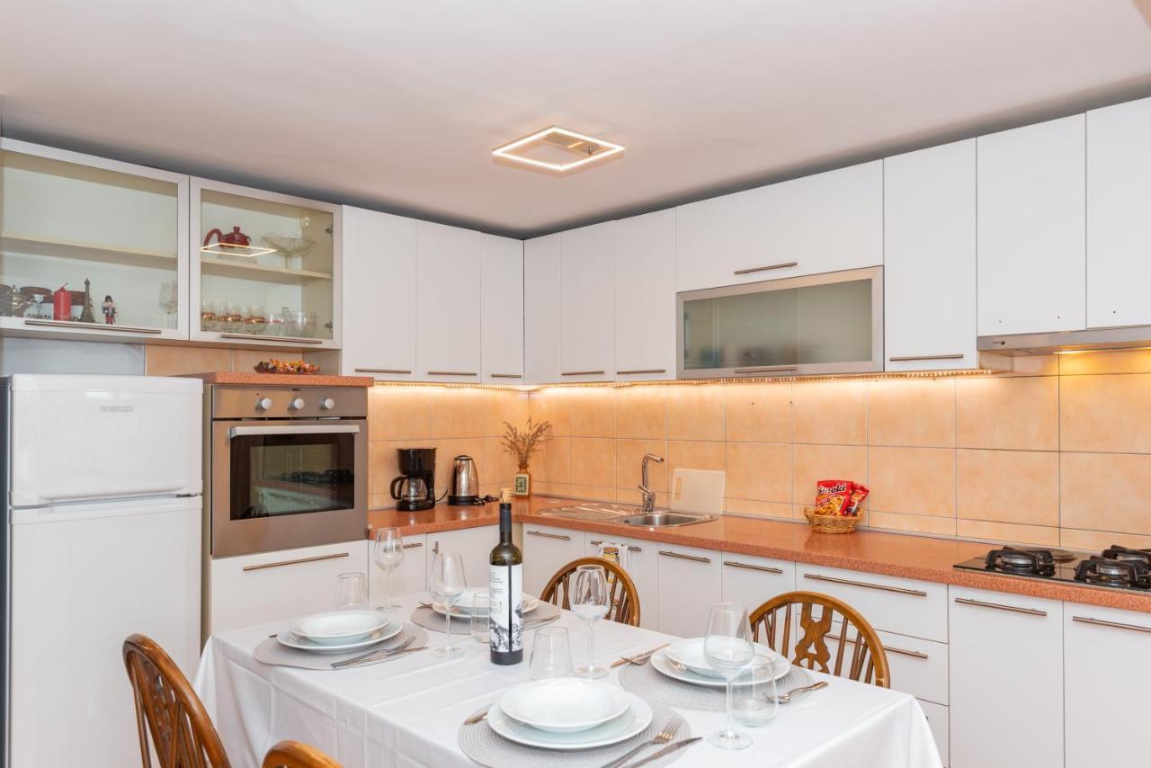 The View Apartment Sibenik Bagian luar foto