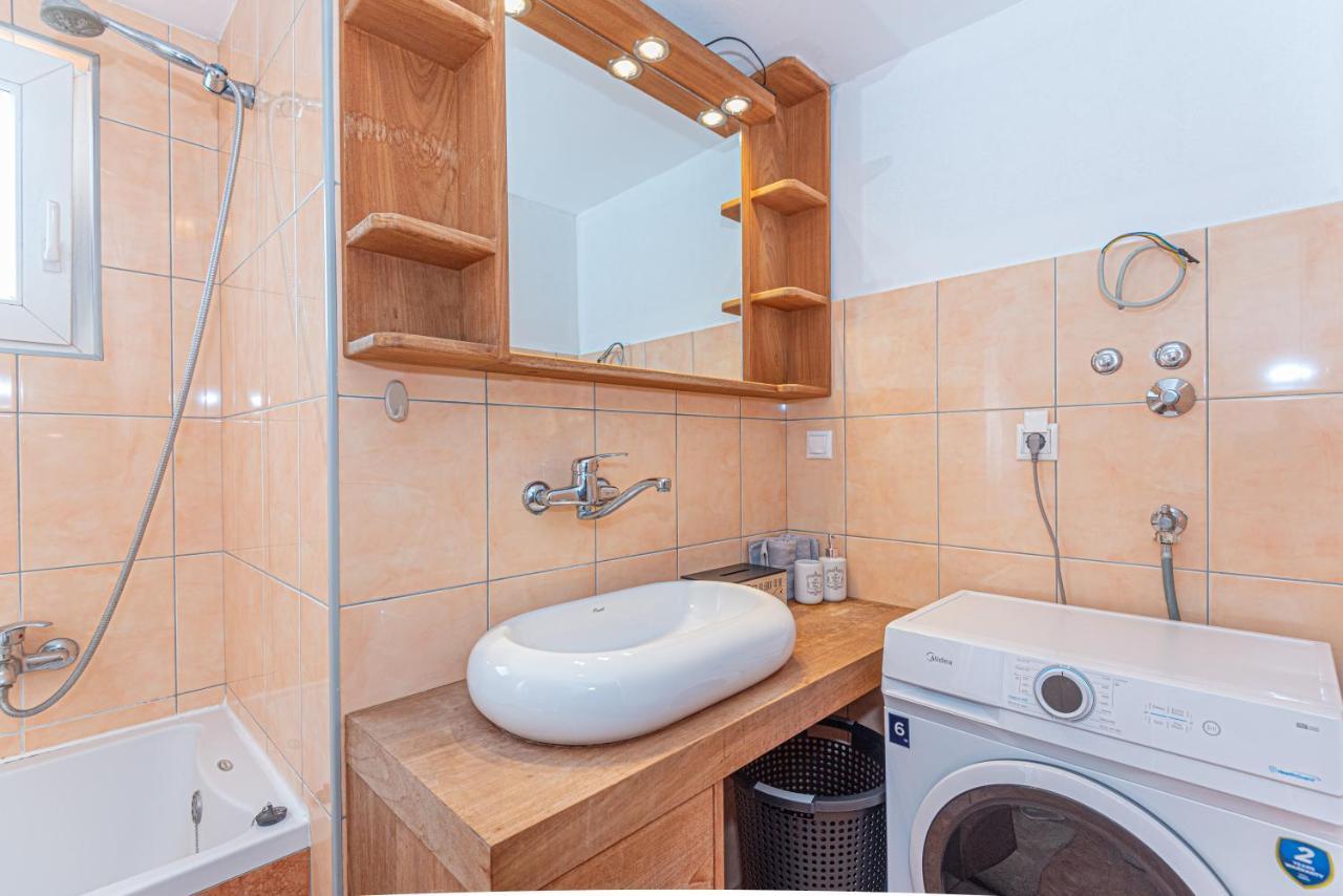 The View Apartment Sibenik Bagian luar foto