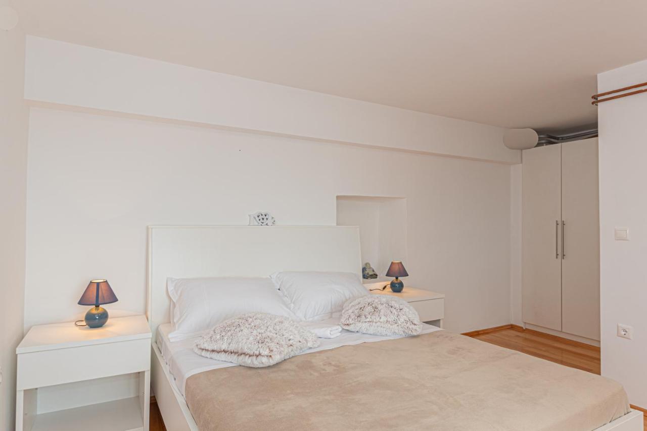 The View Apartment Sibenik Bagian luar foto